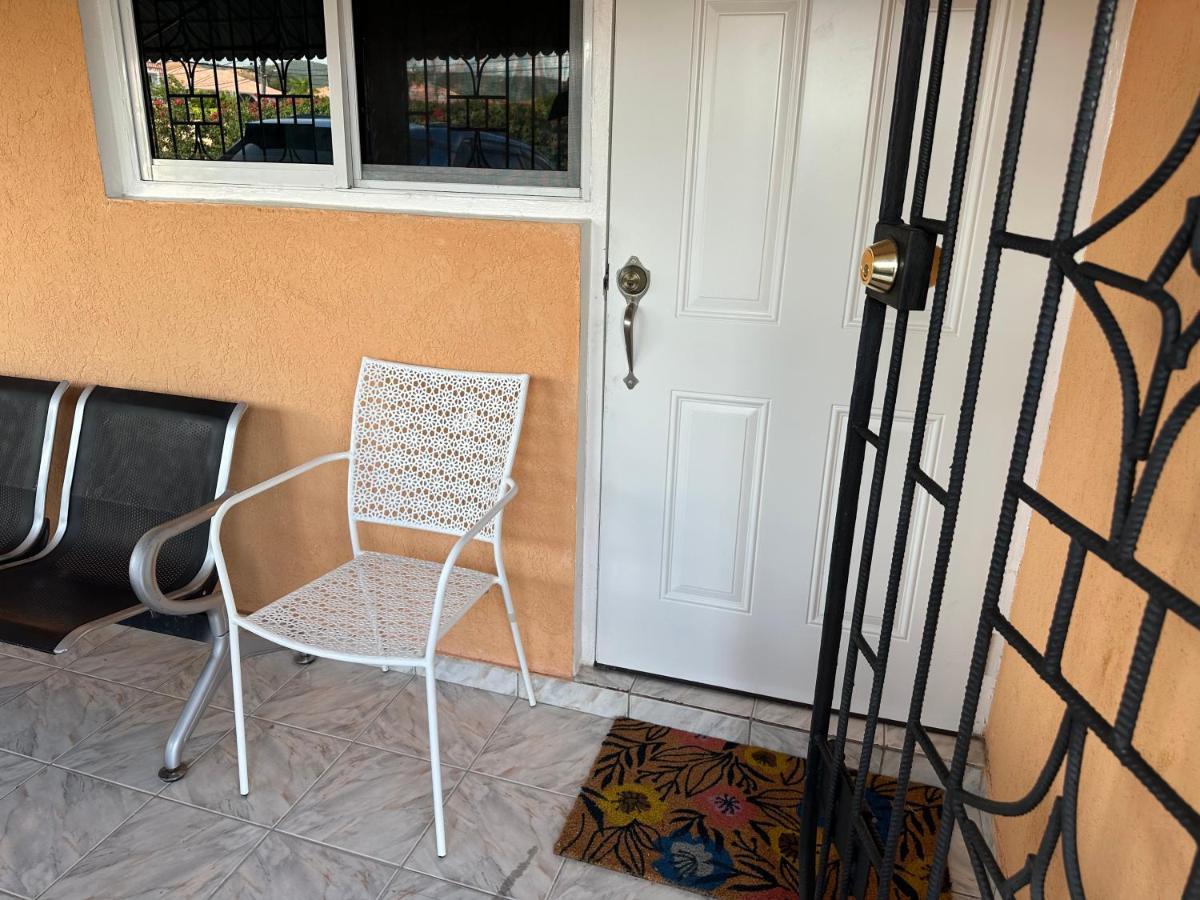 Remarkable 1-bed In Apartment Montego Bay